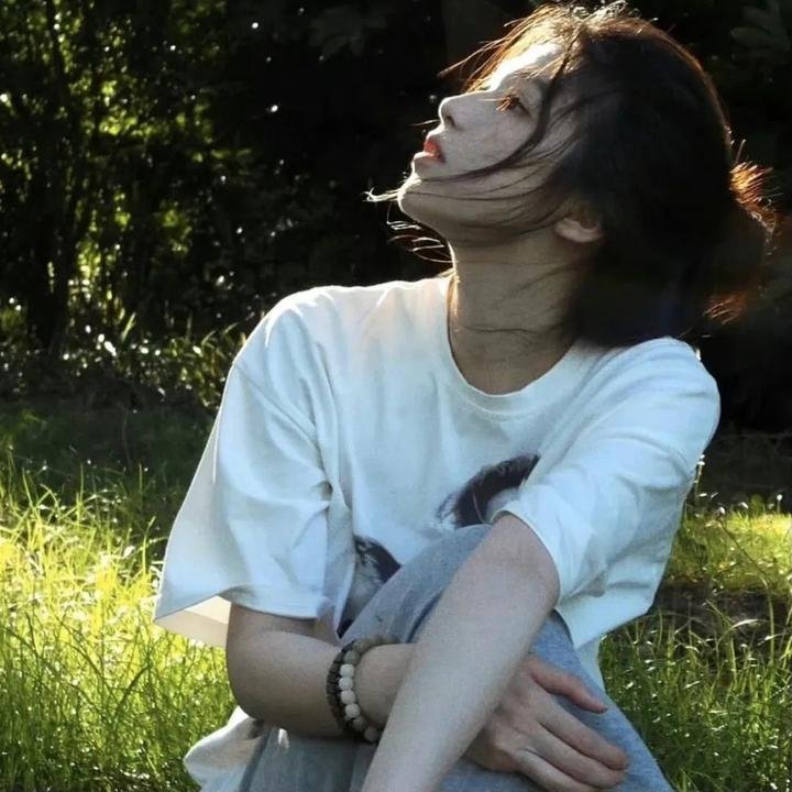 对她说